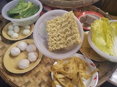 -文立新·秤盘麻辣烫(天通苑店)