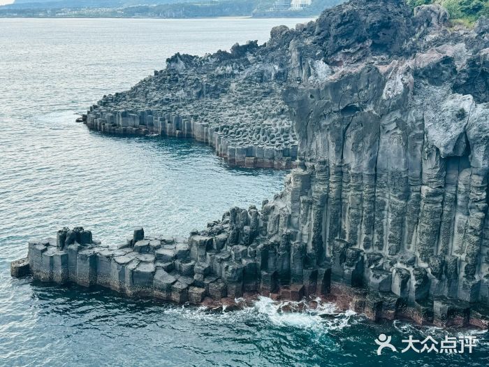 柱状节理带图片