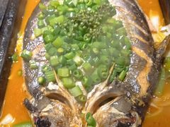 -夯鱼烤鱼·尔滨地标美食(国展店)