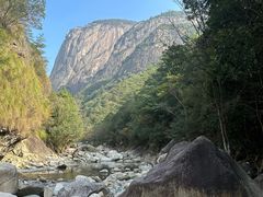 -鄣山大峡谷