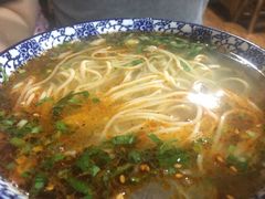 -陇上全荟兰州传统牛肉面(延吉路店)