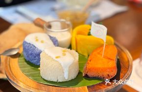 Honey Sweet Potato Ice Mango Sticky Rice