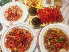-肥肥虾庄·金牌油焖大虾(首义路店)