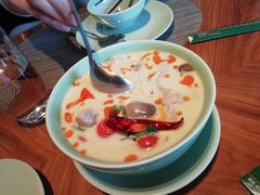 酸辣鸡肉椰汁汤-mango tree芒果树泰国餐厅(青岛万象城店)