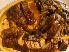 -八府香鸭·啫啫煲(华山路店)