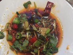 -小鱼小牛·鱼牛干锅·脆鱼火锅(世欧广场店)