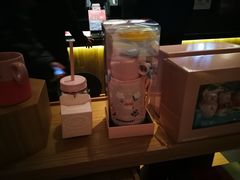 -星巴克(汾阳路店)