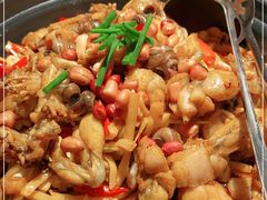 -蛙小侠·沸腾砂锅牛蛙(增城东汇城店)