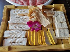 -滇釜火锅·能喝汤的火锅(车公庄店)