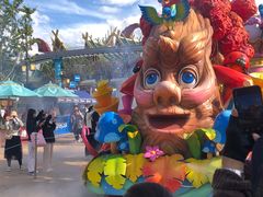 -七彩云南欢乐世界