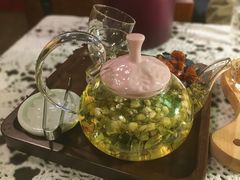 花茶-林卡咖啡馆