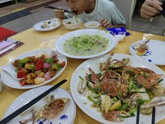 -鹏城人家海鲜酒家·23年老字号(较场尾店)