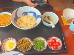 -寄畅興·百年蟹黄面·万国建筑群(外滩27号店)