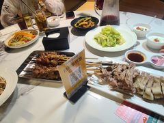 -贯贯吉·清真餐厅(浙江中路店)