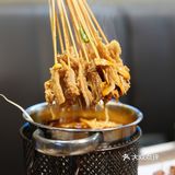 这家东北烧烤店真的太正宗,人气好高