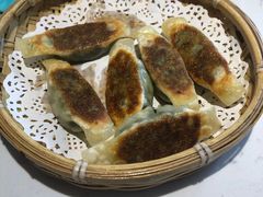 素锅贴-峨嵋小镇·川菜(勒泰中心店)