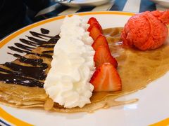 草莓蓝莓可丽饼-La Creperie法餐厅(芮欧百货店)