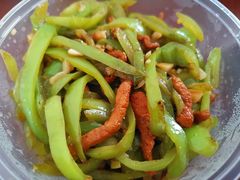 尖椒炒肉丝盖饭-小幸湖春饼(悦茂购物中心店)