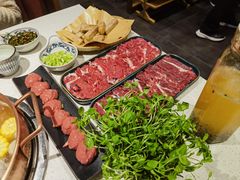 -牛村来人潮汕牛肉火锅(西单店)