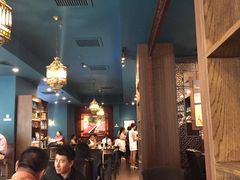 -星巴克臻选(上海中环广场2F店)