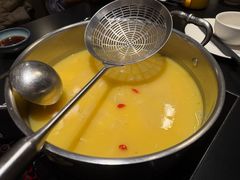 -鲜入唯煮·港式海鲜牛肉火锅(金宝街店)