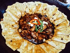 -每食每刻·皖北新民地锅鸡