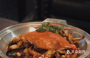 Spicy Crab Pot with Thirteen Spices