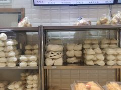 面包甜点陈列柜-白玉兰食品(甜云店)
