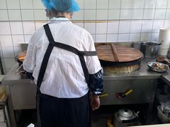 -黄阿姨锅贴大王(万航渡路店)