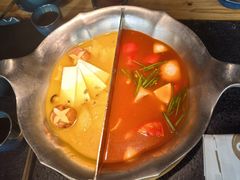 -湊湊火锅·茶憩(南京东路悦荟店)