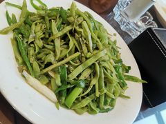 扁豆炒辣椒-聚庆楼吴山贡鹅(总店)