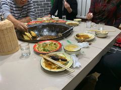 -边江铁锅炖鱼(振八街店)