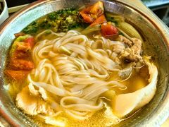 -丽丽三鲜螺蛳粉(田林路店)