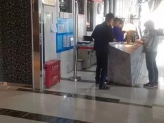 -裕龙汤泉