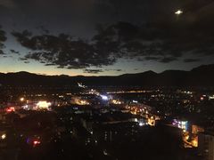 -官房大酒店-玉龙旋宫观景餐厅