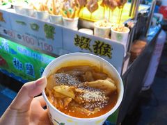 -六合夜市