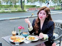 -ommo cafe(半岛城邦店)