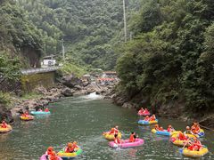-安吉龙王山峡谷漂流
