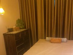 -金色莲花泰式按摩SPA(石牌店)