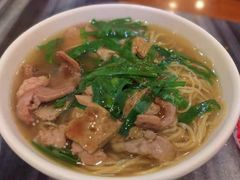 牛三星-竹园竹升面(西关总店)