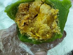 蛋黄肉松青团-许阿姨糕团店(南京总店)