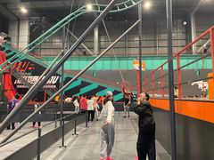 -极限PLAY运动娱乐新世界·团建派对潮玩休闲馆·室内蹦极高空游乐园