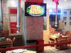 大堂-么肆烤肉·中式自助·烤肉大排档(街道口季佳PAI店)