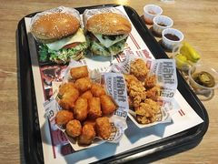 -The Habit Burger Grill 哈比特汉堡(复兴soho店)