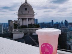 草莓气泡-塔顶·Cafe·日啡夜酒(北京路店)