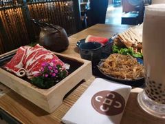 -湊湊火锅·茶憩(上海合生汇店)