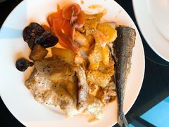 -大中华希尔顿酒店-念自助餐·嗨啤·小龙虾