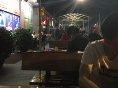 -皇冠自酿啤酒坊(中国红街5号楼店)