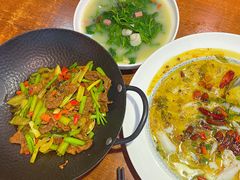 -鱼亨小鲜酸菜鱼(大信店)