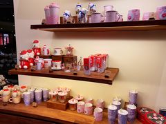 零售区-星巴克(迪士尼小镇店)